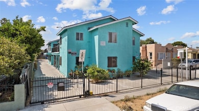 1114 W 105th St, Los Angeles, CA 90044 - photo 2