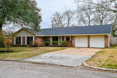 1714 Long Dr, Richmond, TX 77469 - photo 2