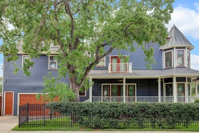 216 E 24th St, Houston, TX 77008 - photo 3