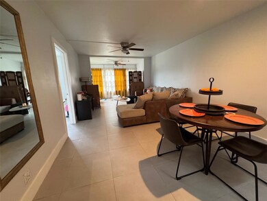 9235 Lagoon Place unit 310, Davie, FL 33324 - photo 5