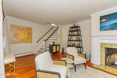 2 Livingroom 1