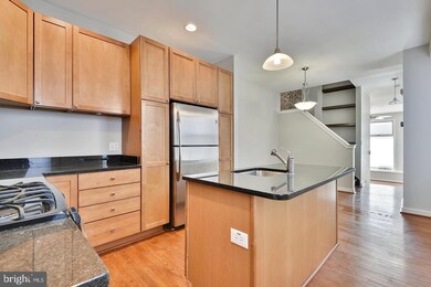 2710 E Fairmount Ave, Baltimore, MD 21224 - photo 6