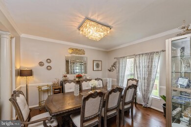 26147 Murrey Dr, Chantilly, VA 20152 - photo 3