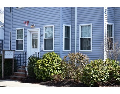 41-43 Port Norfolk St unit 2, Dorchester, MA 02122 - photo 2
