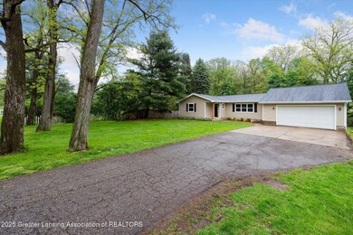 04-6470-Green-Rd-Haslett-MI-48840-Window