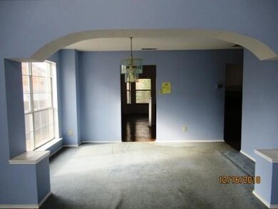 Formal Dining