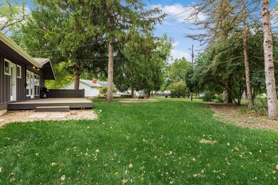 T 2465 Darwin dr00092