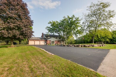 11978 Devonshire St, Algonquin, IL 60102 - photo 3