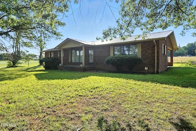 129 Glendale Rd, Limestone, TN 37681 - photo 5