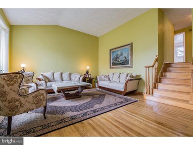 308 Warren Blvd, Broomall, PA 19008 - photo 2