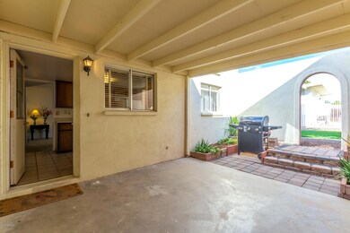 Pic Patio Entrance