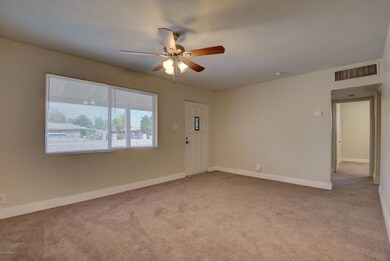 537 E Millett-8