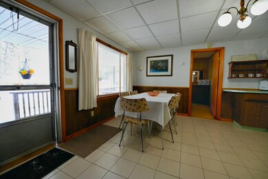 Spacious open Kitchen,Family area
