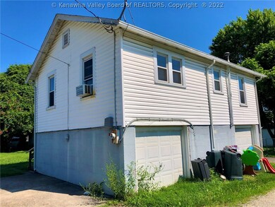 318 20th St, Dunbar, WV 25064 - photo 3