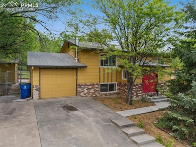 814 Paradise Ln, Colorado Springs, CO 80904 - photo 3