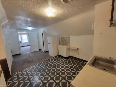 3407 Altamont Ave unit 3, Cleveland, OH 44118 - photo 3