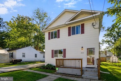 816 Drum Ave, Capitol Heights, MD 20743 - photo 3