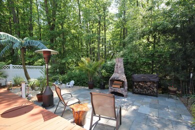 17 Kentucky Dr, Hazlet, NJ 07730 - photo 3