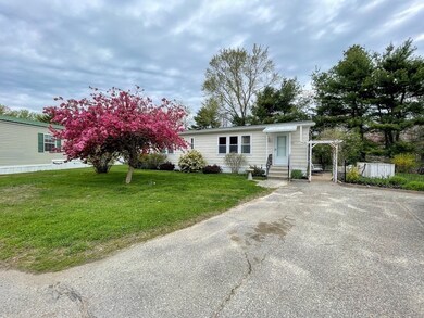 239 Ayer Rd unit 88, Littleton, MA 01460 - photo 3