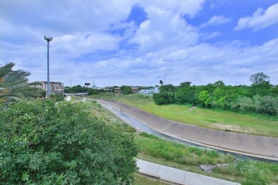 1441 East St unit 301, Houston, TX 77007 - photo 2