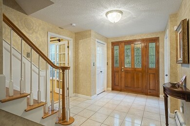 94 Betty Ann Ln, Dracut, MA 01826 - photo 3