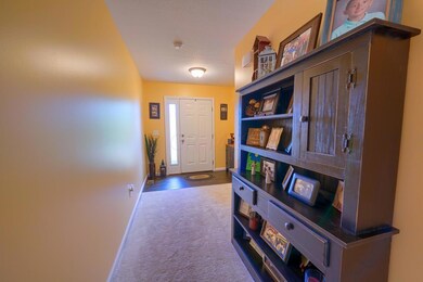 455 Hillcrest Dr, Circleville, OH 43113 - photo 5