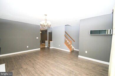 4310 Vintage Ivy Ln, Owings Mills, MD 21117 - photo 4