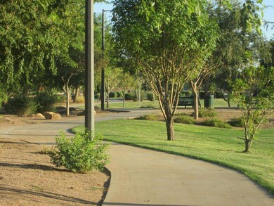 923 E Powell Way, Chandler, AZ 85249 - photo 6