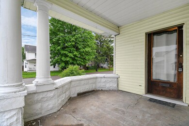 2-web-or-mls-213-decrow-ave