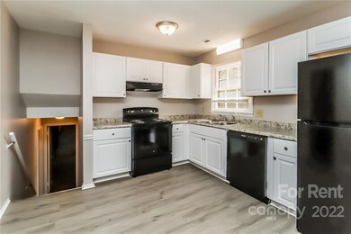 122 Pineview Ct, Statesville, NC 28625 - photo 6