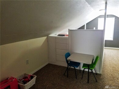 2953 Garfield St, Longview, WA 98632 - photo 6