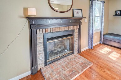 821 Robert Dr, Maryville, IL 62062 - photo 7