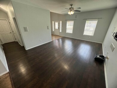 281 Burnage Ln, Alamogordo, NM 88310 - photo 3