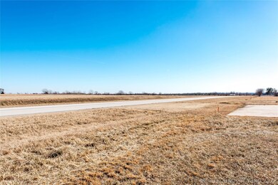4 S Sky St, Skiatook, OK 74070 - photo 3