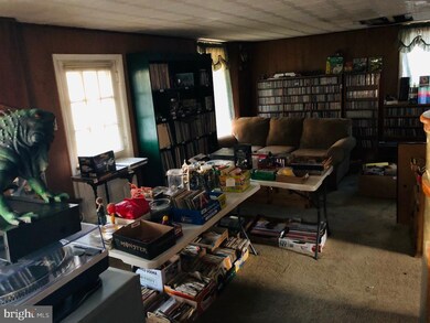 3946 Lincoln St, Chambersburg, PA 17202 - photo 5