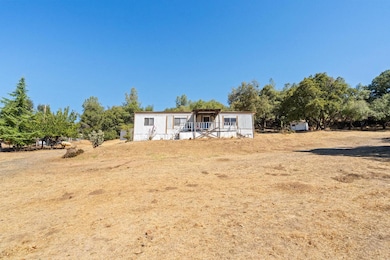 40882 Jean Rd E, Oakhurst, CA 93644 - photo 2