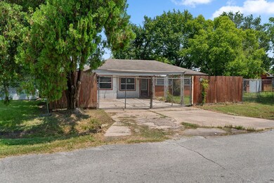 7417 Miley St, Houston, TX 77028 - photo 5