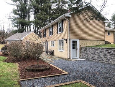 62 Barrows St unit 1, Norton, MA 02766 - photo 4