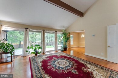 9416 Copenhaver Dr, Potomac, MD 20854 - photo 7