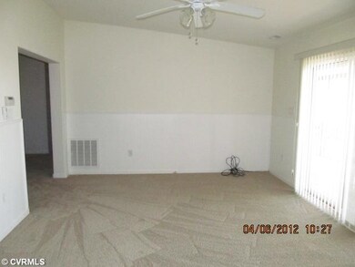 916 Fort Lowry Ln, Dunnsville, VA 22454 - photo 7