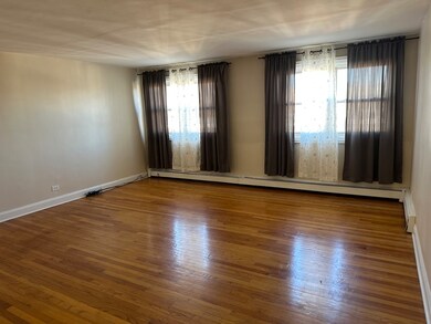 2411 W Balmoral Ave unit 3G, Chicago, IL 60625 - photo 2