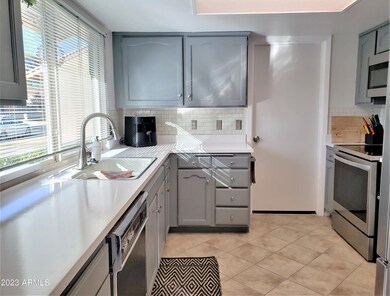33 Leisure World unit 33, Mesa, AZ 85206 - photo 6