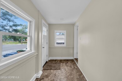 1223 enclosed porch
