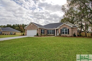Full Sod and Landscaped Front and Back Yard with I