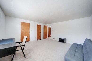 1060 Sells Ave