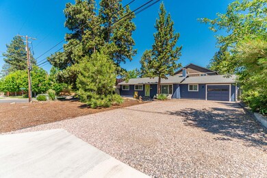 172 SW Roosevelt Ave, Bend, OR 97702 - photo 5