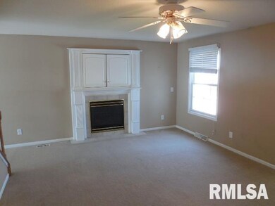 1511 W 51st St, Davenport, IA 52806 - photo 2