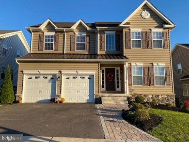 2129 Larkspur Ct, Pennsburg, PA 18073 - photo 2