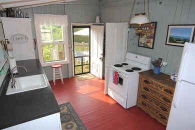 8 Caleb Pond Ln, Edgartown, MA 02539 - photo 5