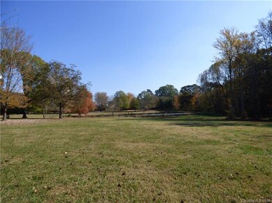 485 Crawford Rd, Statesville, NC 28625 - photo 3